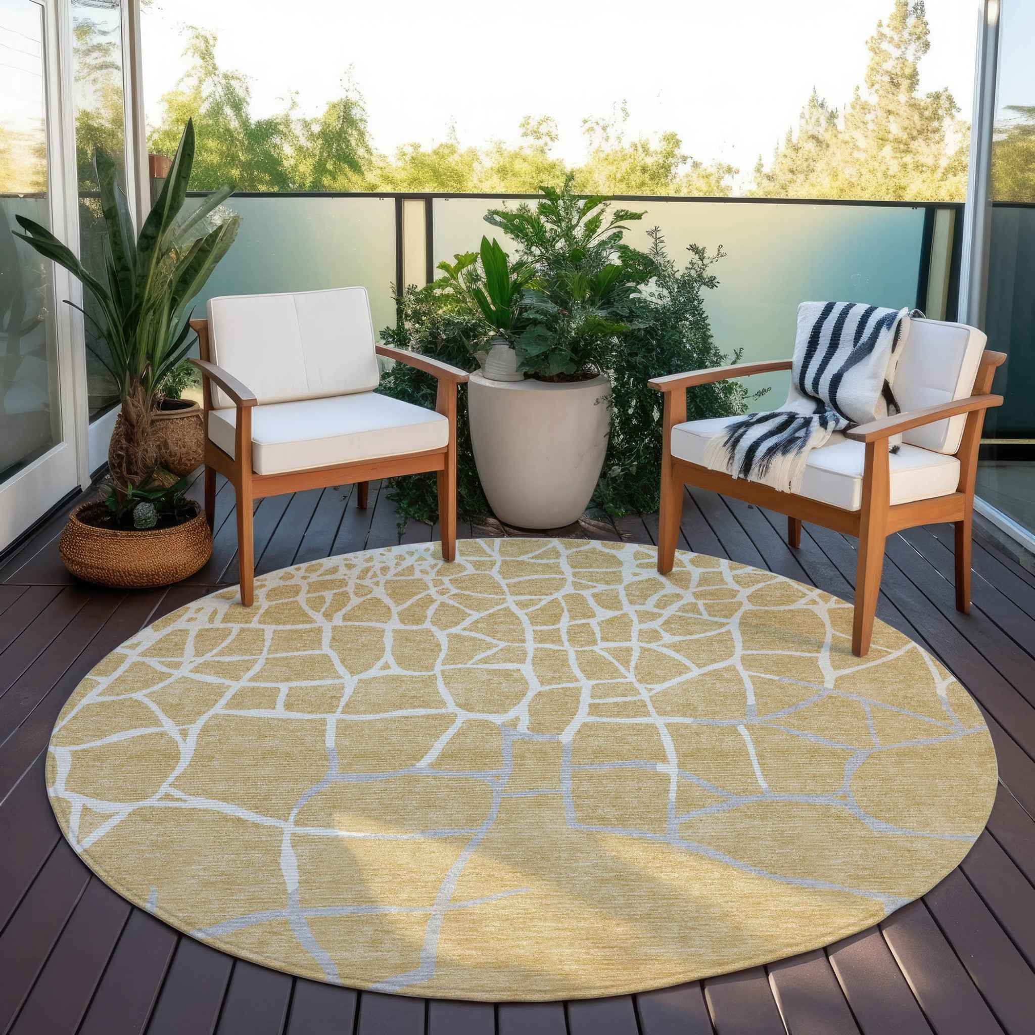 8' Gold And Beige Round Abstract Washable Indoor Outdoor Area Rug