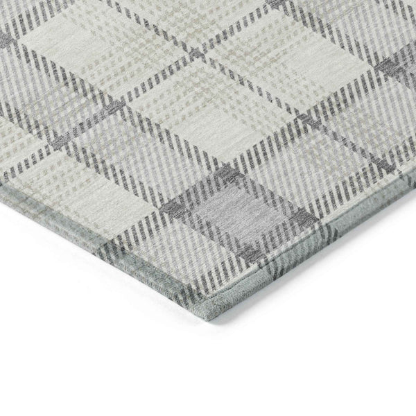 5' X 8' Silver And Gray Plaid Washable Indoor Outdoor Area Rug