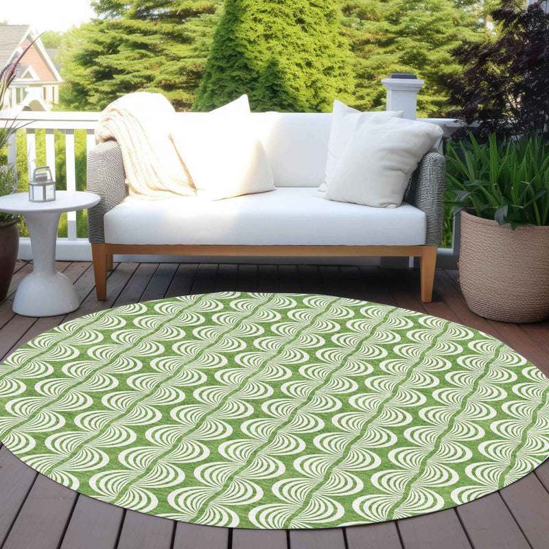 8' Green And Ivory Round Ogee Washable Indoor Outdoor Area Rug