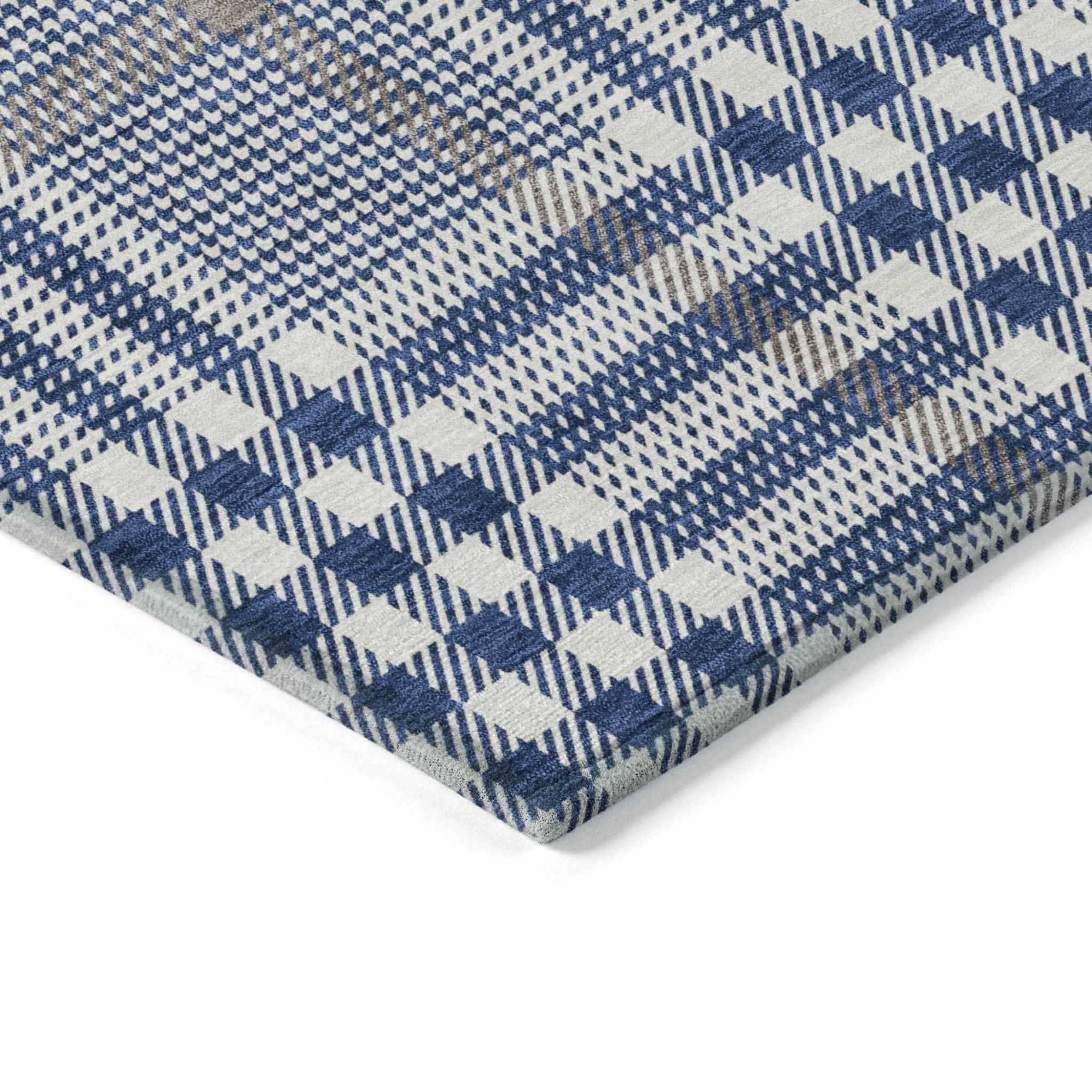 8' Navy Blue Ivory And Brown Round Plaid Washable Indoor Outdoor Area Rug