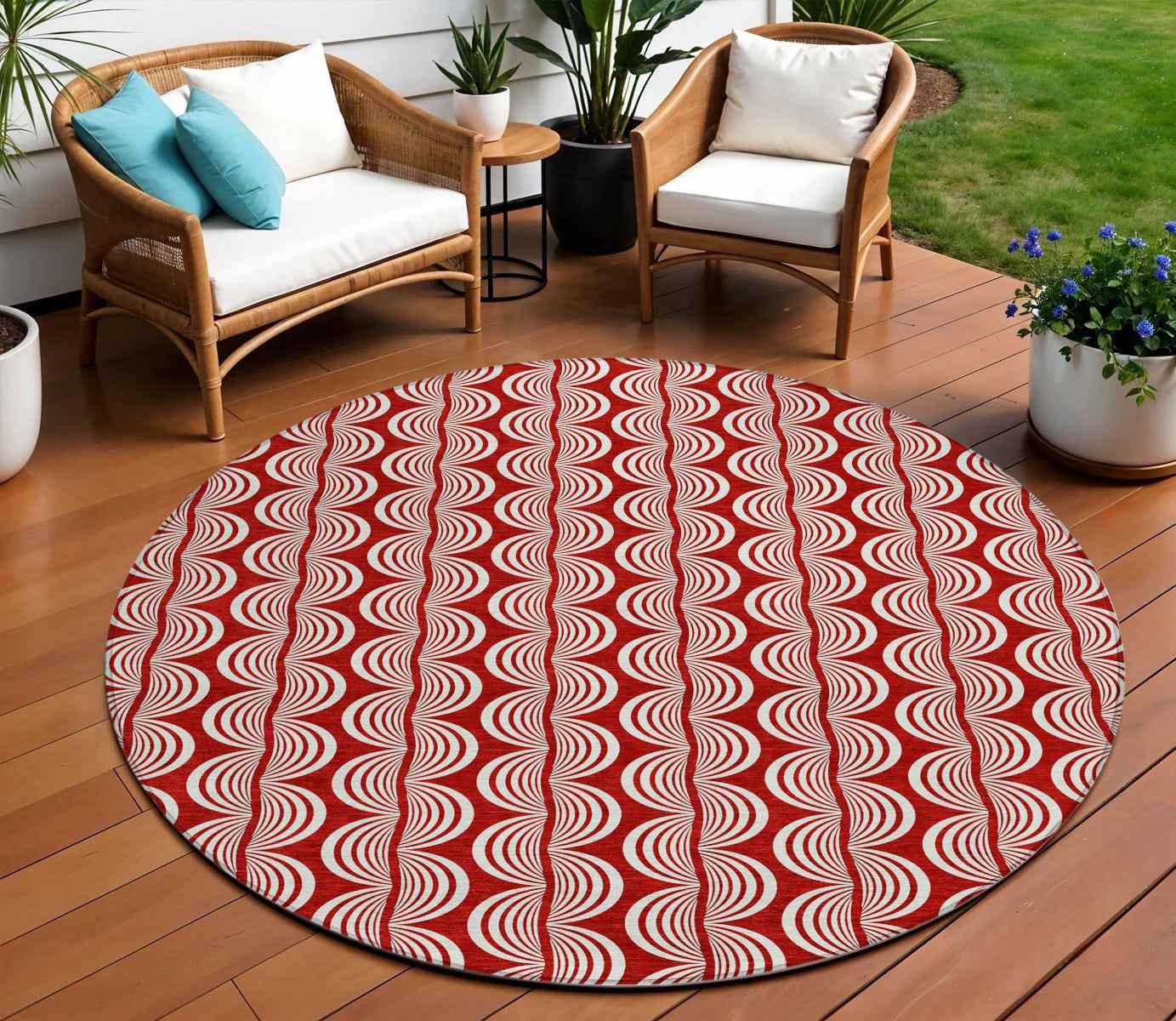 8' Red And Ivory Round Ogee Washable Indoor Outdoor Area Rug