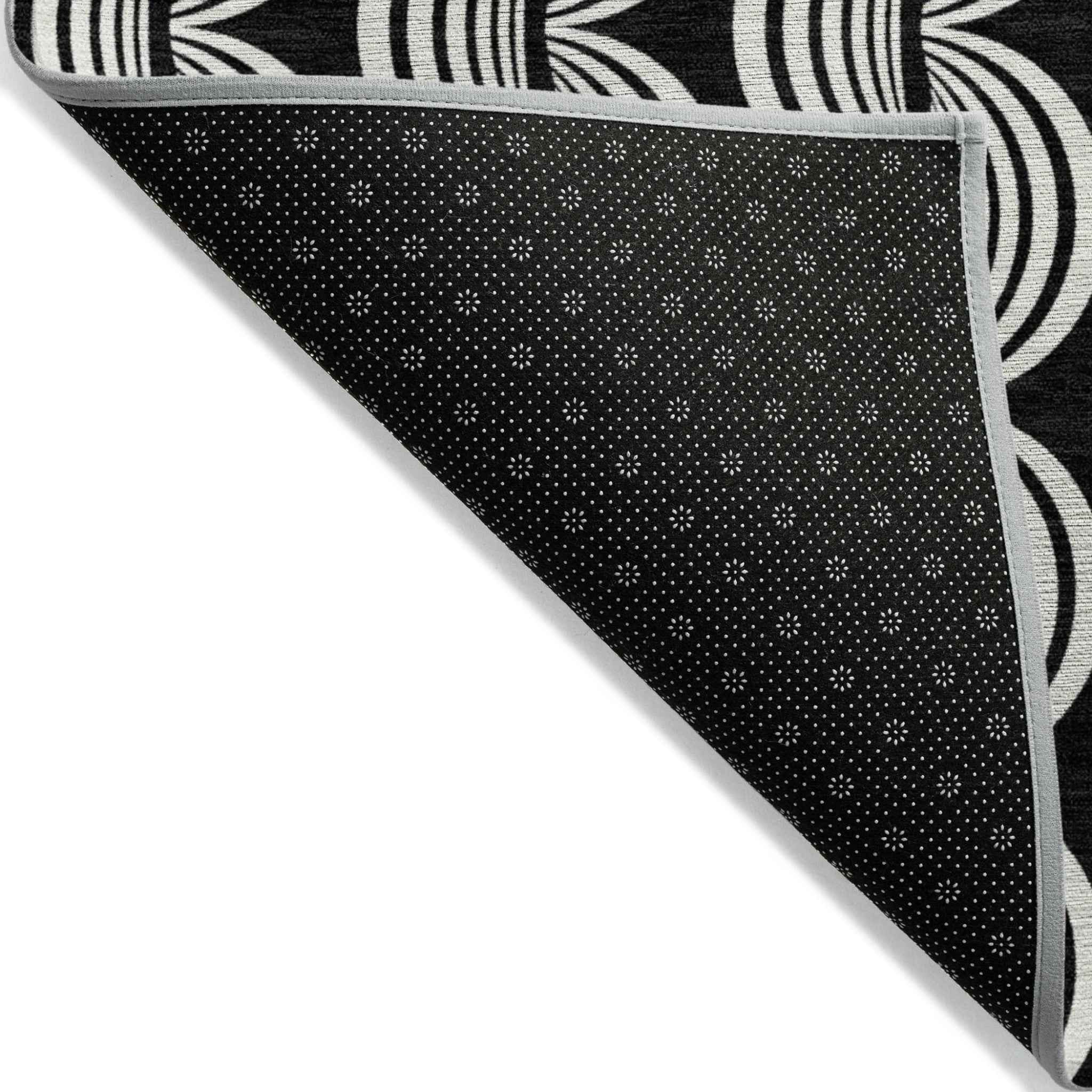 10' X 14' Black And Ivory Ogee Washable Indoor Outdoor Area Rug