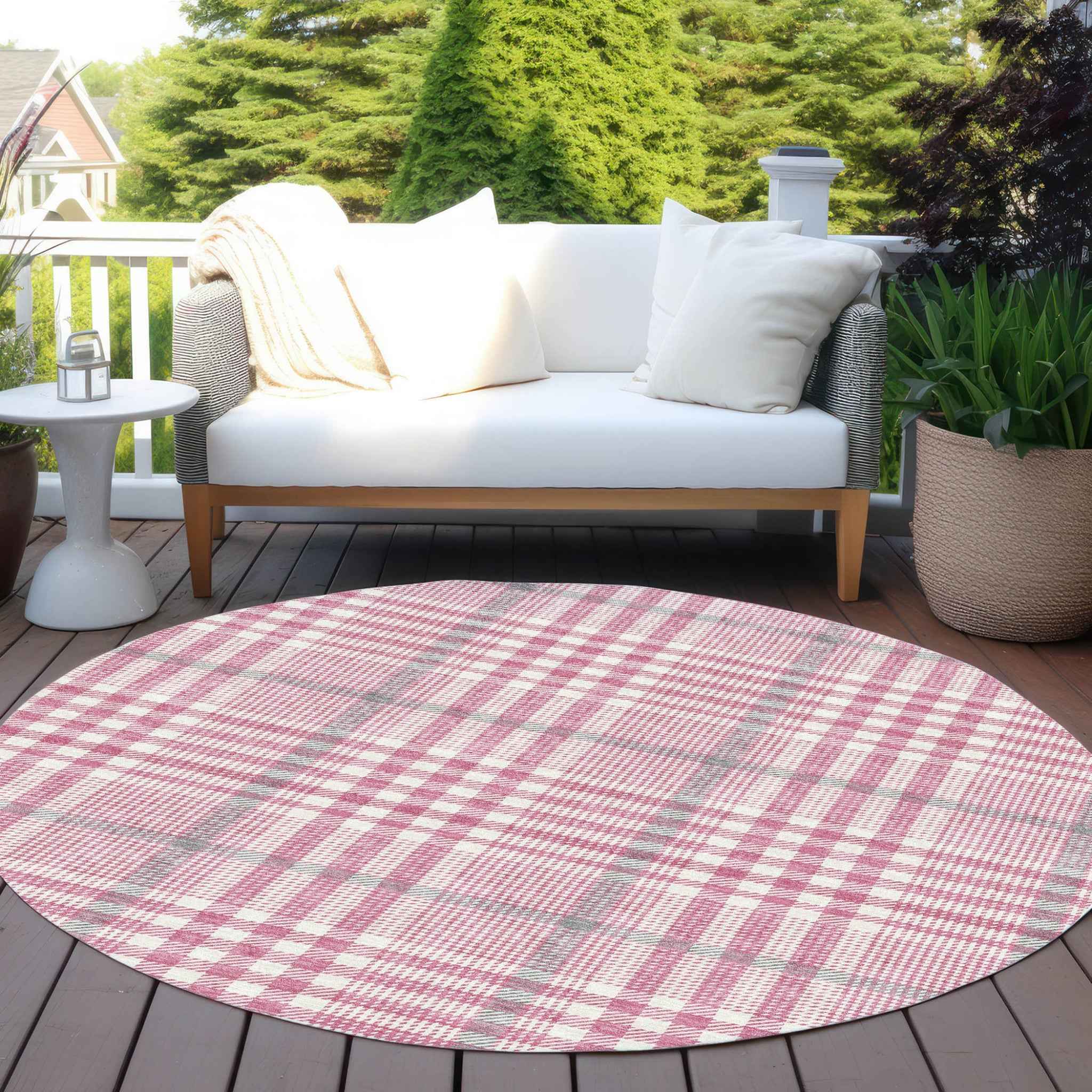 8' Blush Gray And Ivory Round Plaid Washable Indoor Outdoor Area Rug
