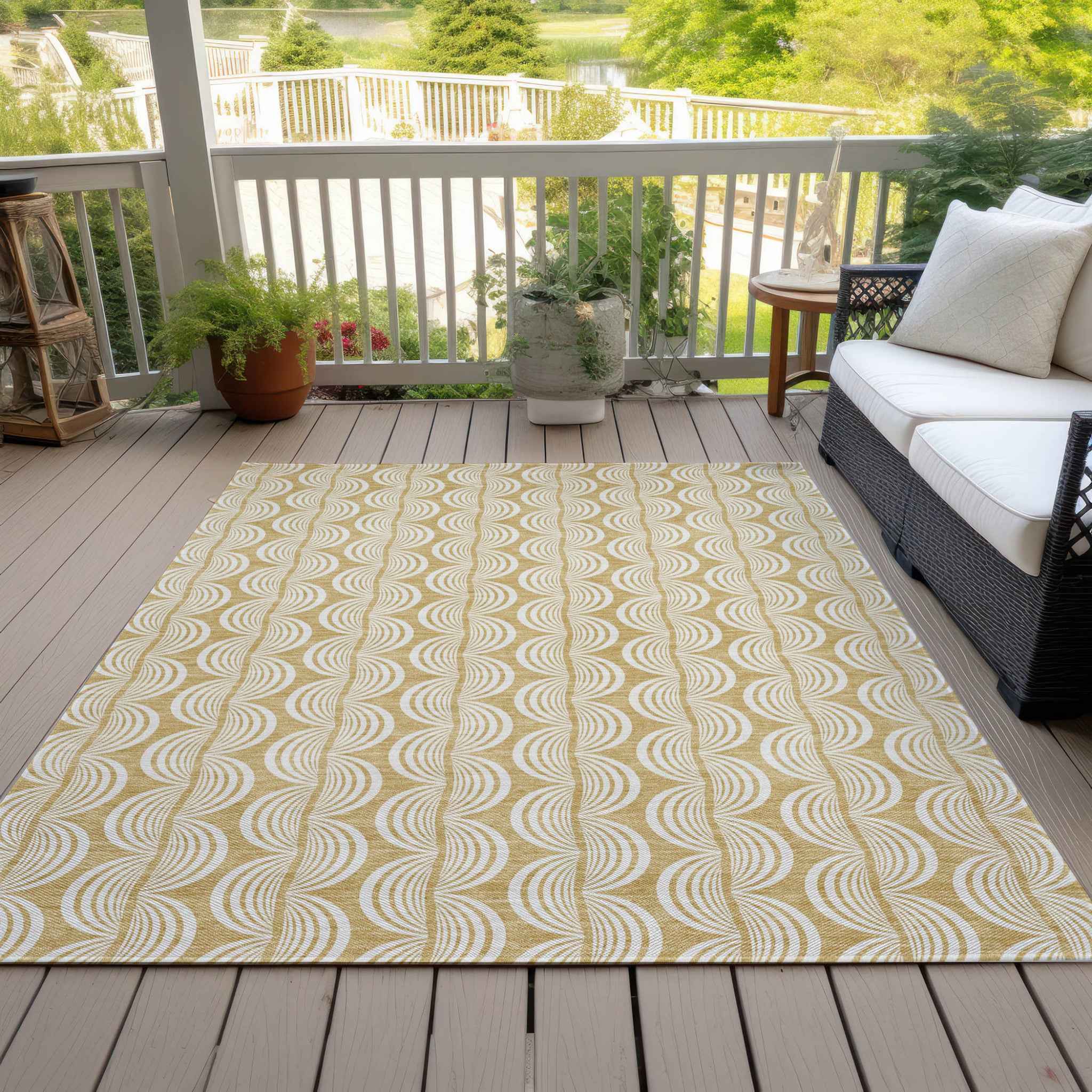 8' X 10' Gold And Beige Ogee Washable Indoor Outdoor Area Rug