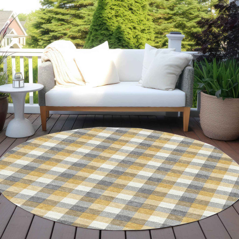 8' Gray Tan And Beige Round Plaid Washable Indoor Outdoor Area Rug