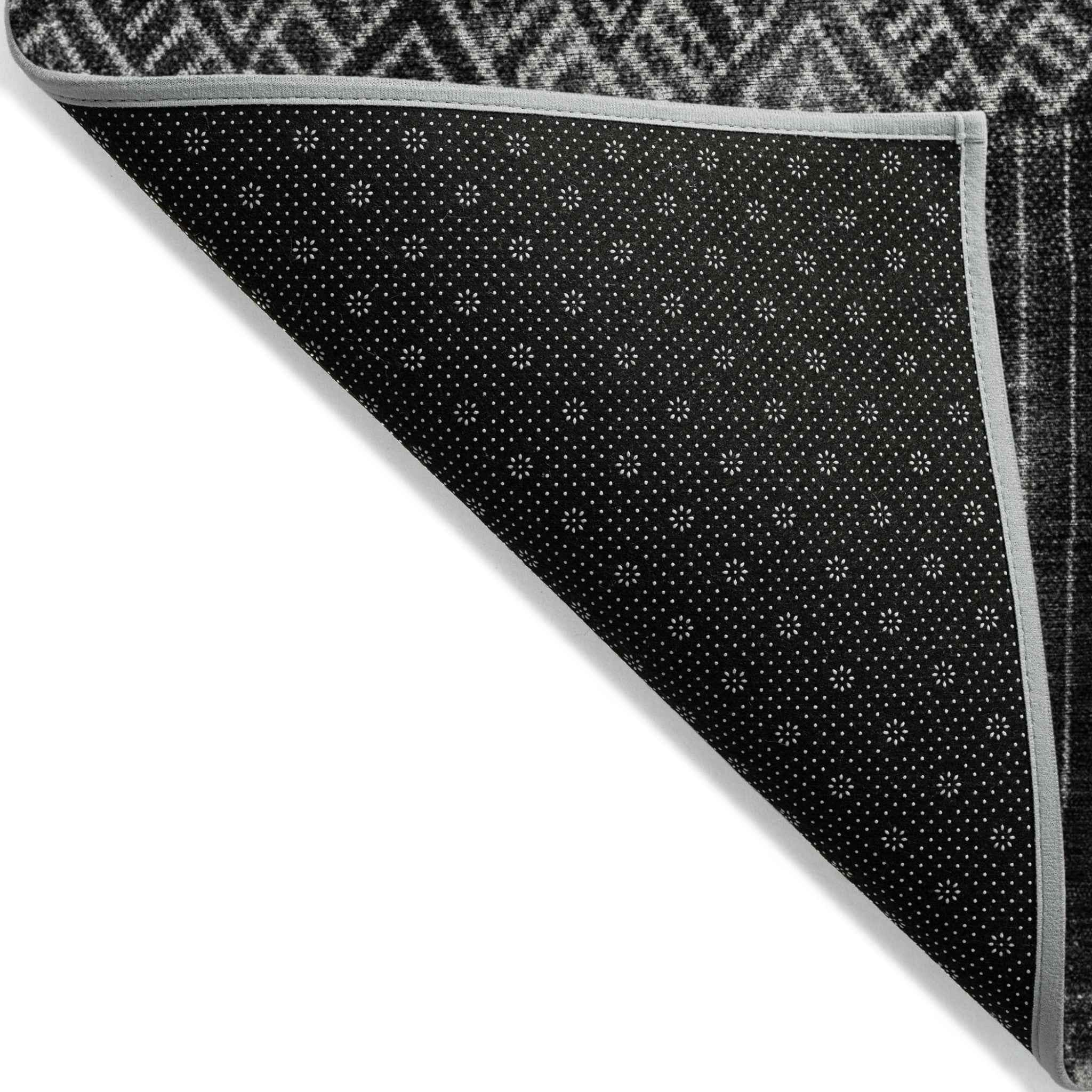 3' X 5' Black Ivory And Gray Ombre Washable Indoor Outdoor Area Rug