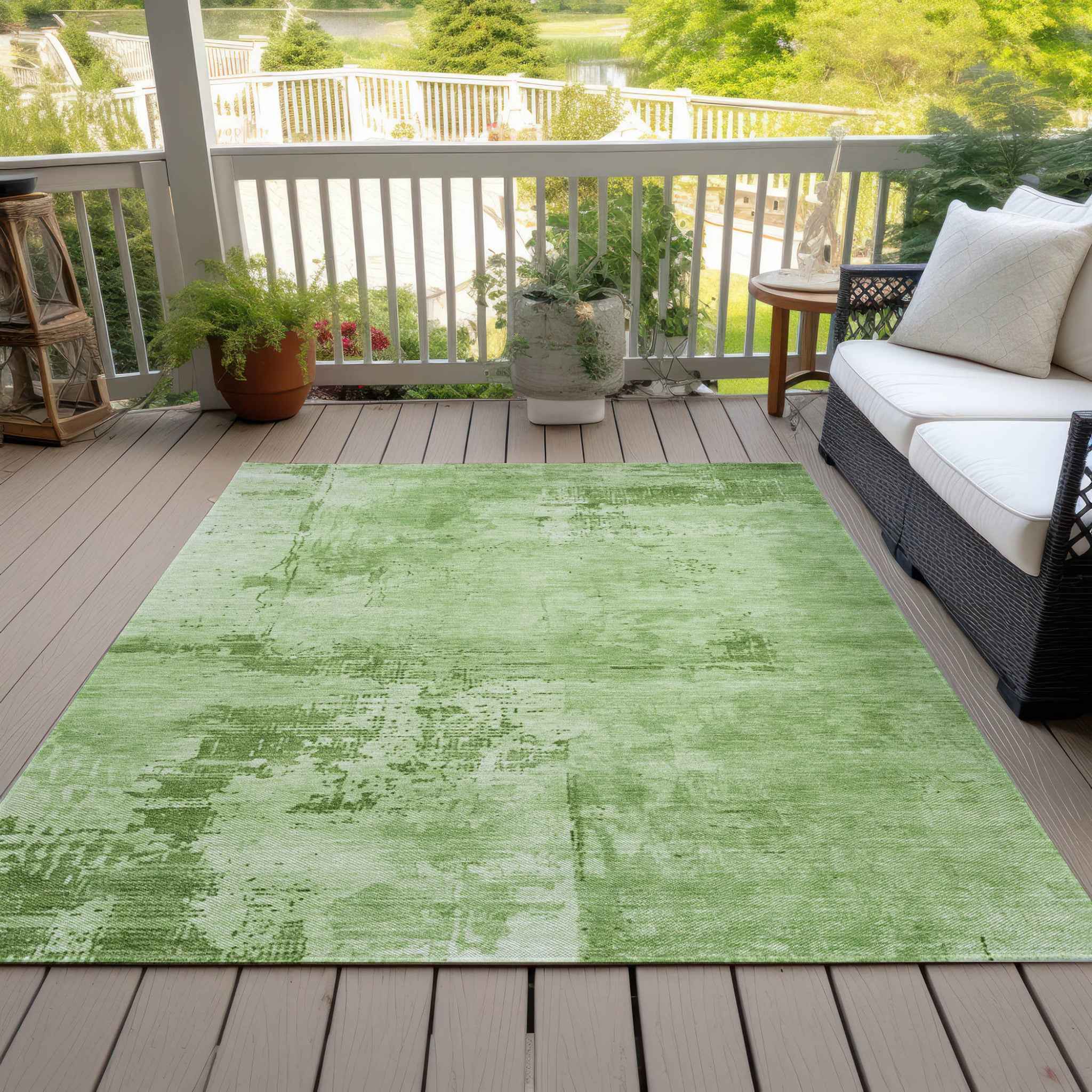 5' X 8' Green And Ivory Abstract Washable Indoor Outdoor Area Rug