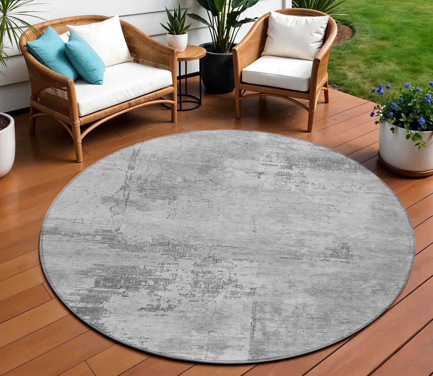 8' Gray And Silver Round Abstract Washable Indoor Outdoor Area Rug