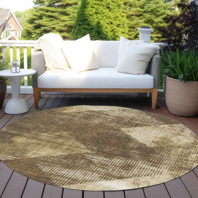 8' Brown And Beige Round Geometric Washable Indoor Outdoor Area Rug