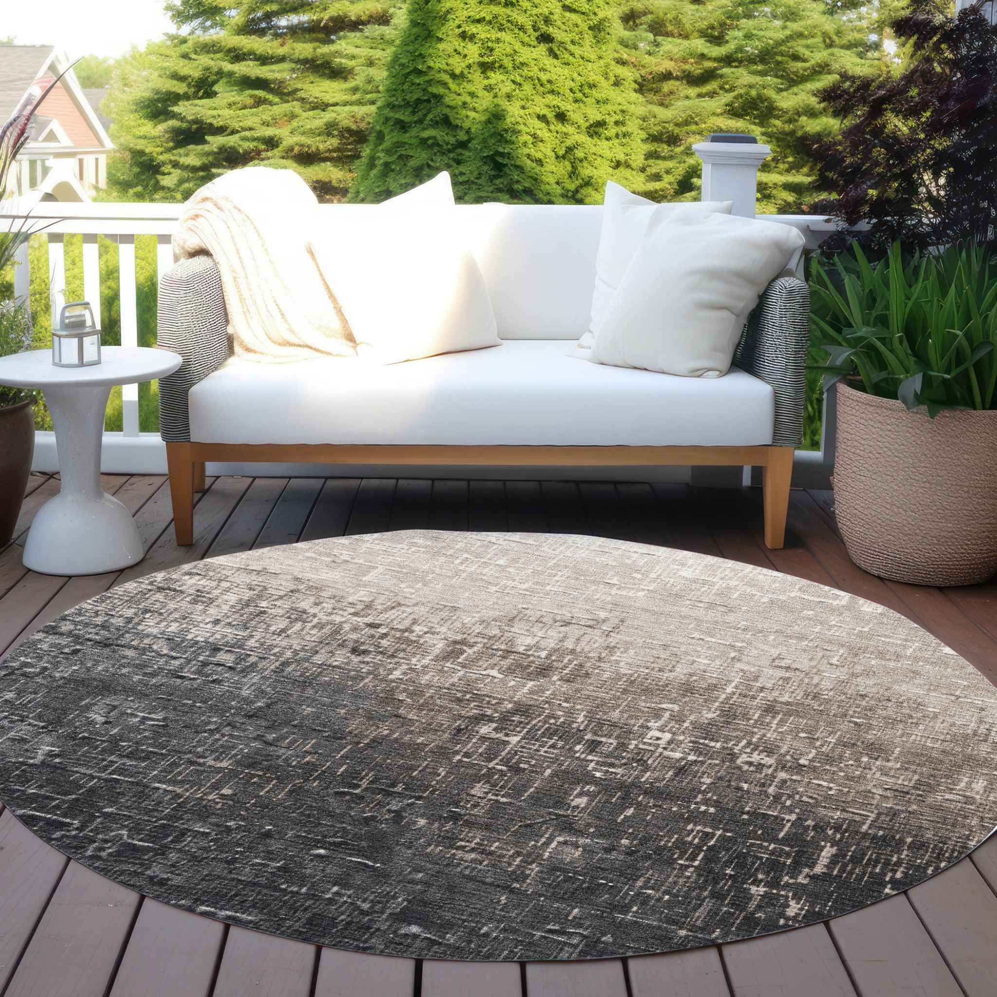 8' Khaki And Dark Gray Round Ombre Washable Indoor Outdoor Area Rug
