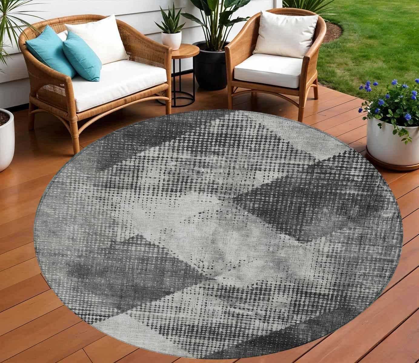 8' Gray And Black Round Geometric Washable Indoor Outdoor Area Rug