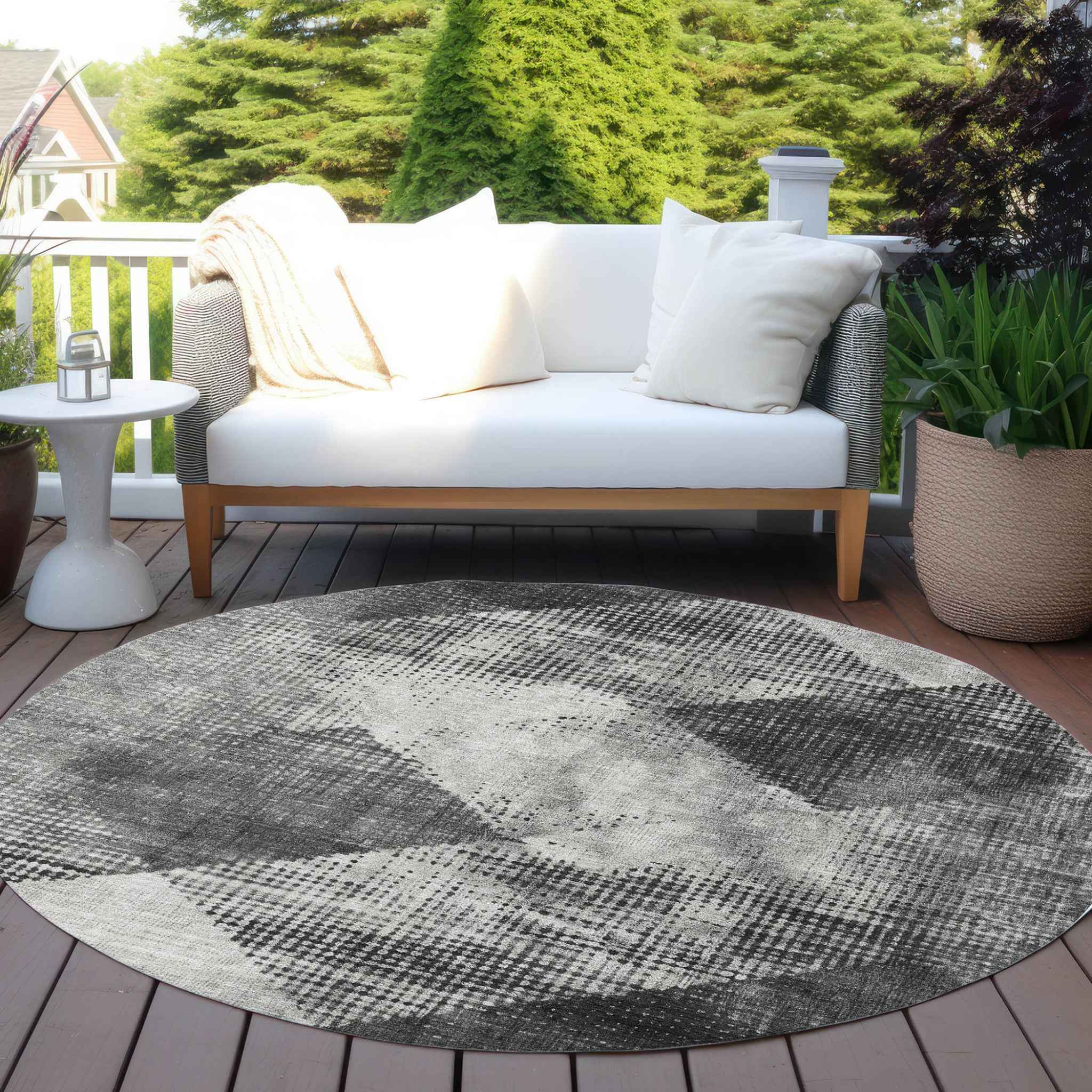 8' Gray And Black Round Geometric Washable Indoor Outdoor Area Rug