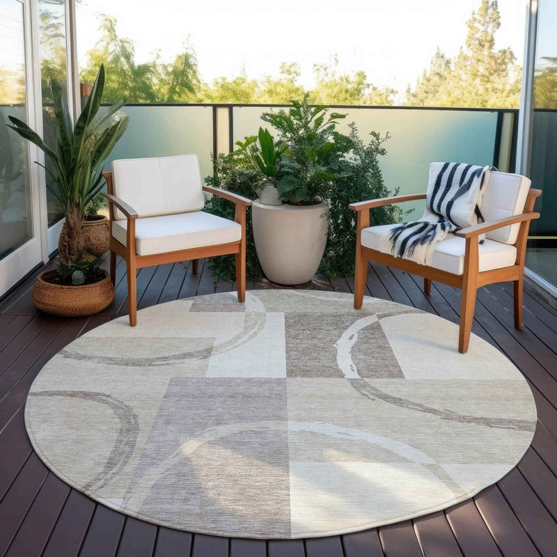 8' Ivory And Beige Round Geometric Washable Indoor Outdoor Area Rug