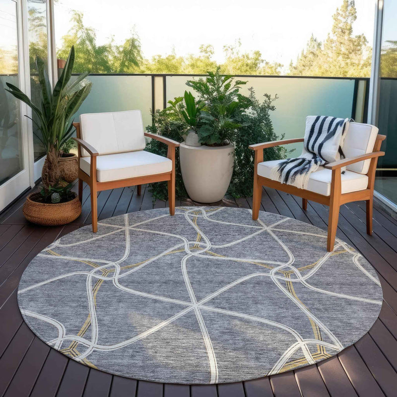 8' Gray And Ivory Round Geometric Washable Indoor Outdoor Area Rug