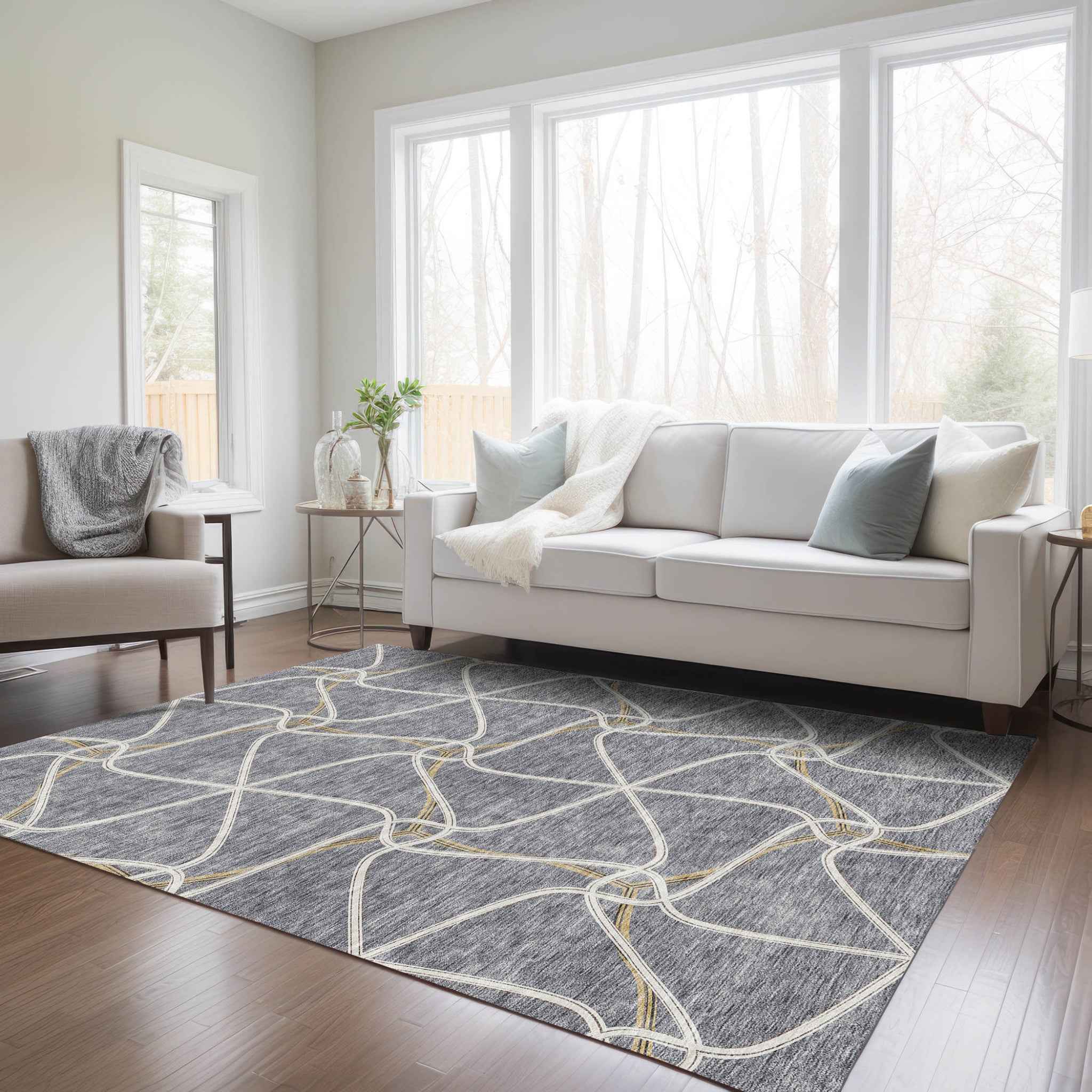 5' X 8' Gray And Ivory Geometric Washable Indoor Outdoor Area Rug