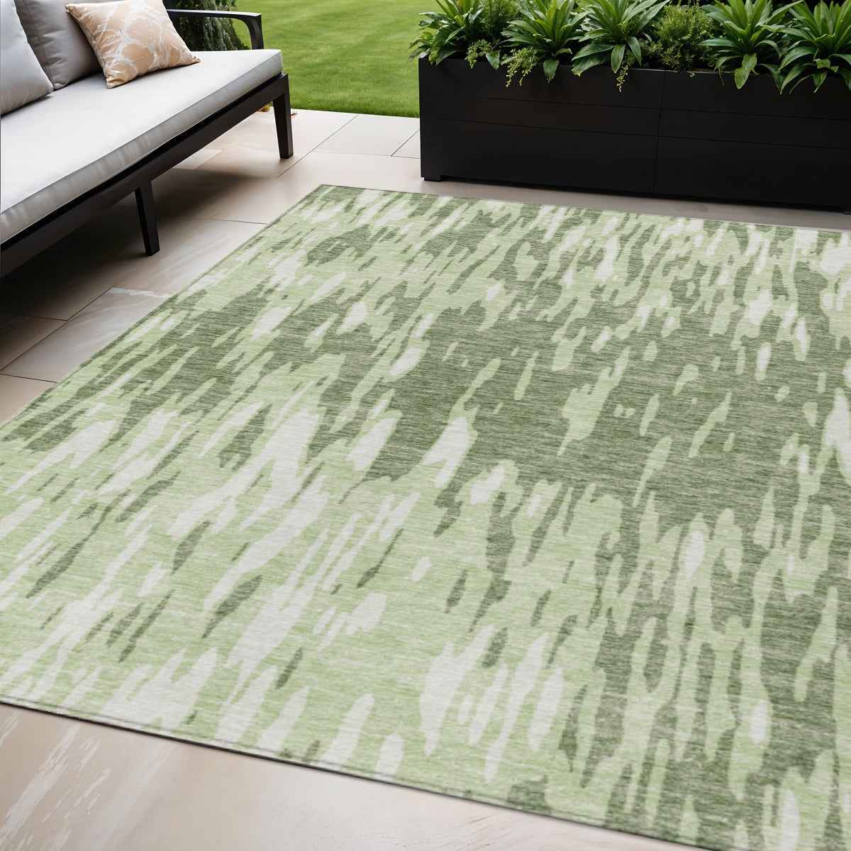 5' X 8' Green And Ivory Abstract Washable Indoor Outdoor Area Rug