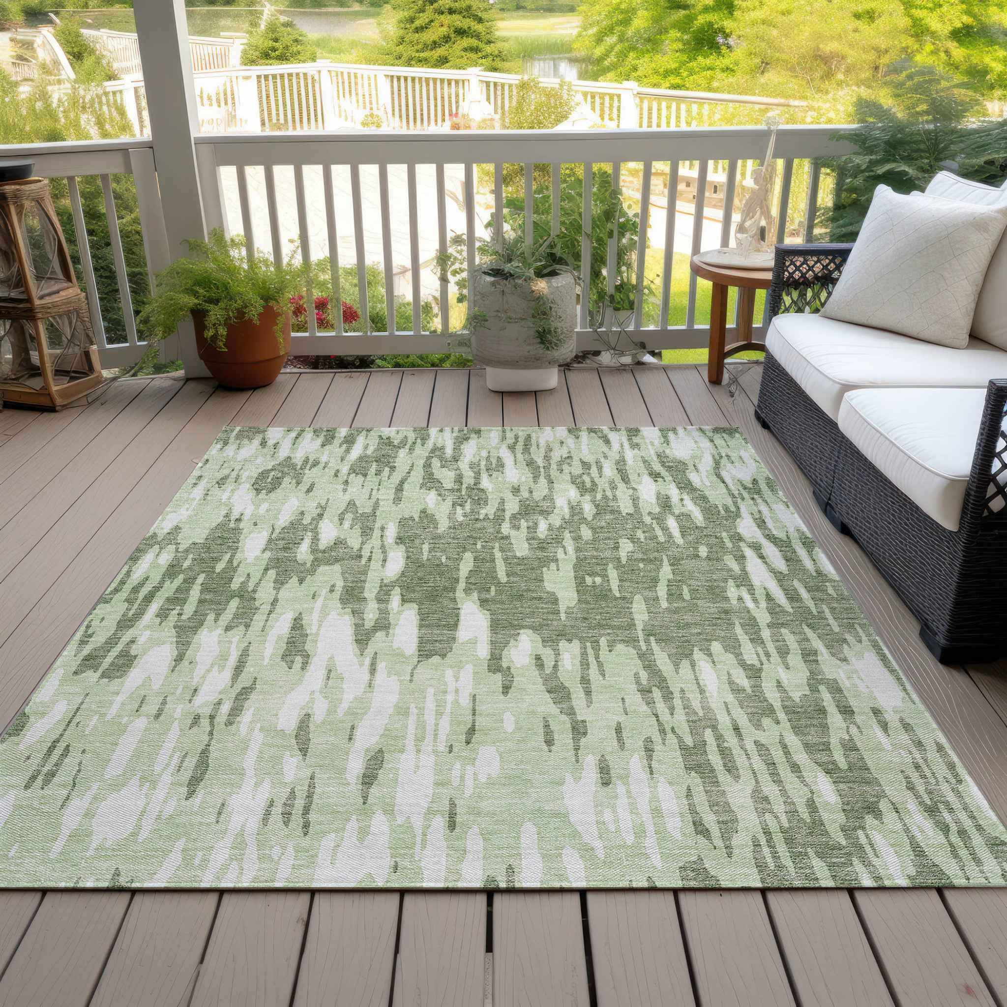 5' X 8' Green And Ivory Abstract Washable Indoor Outdoor Area Rug