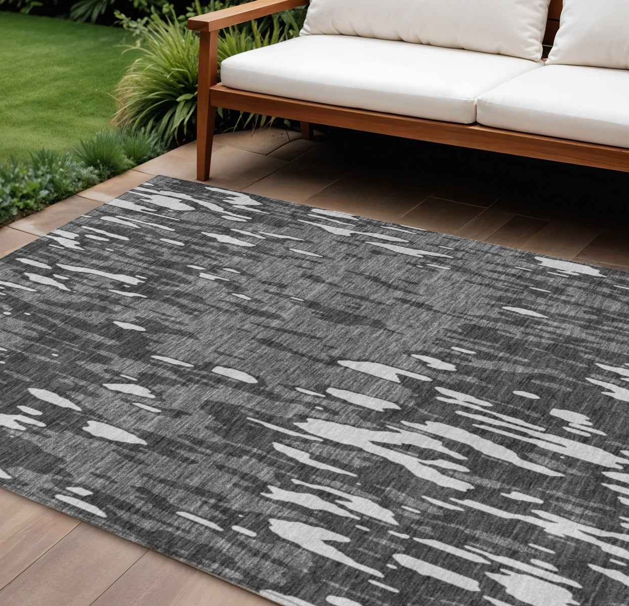 8' X 10' Gray And Ivory Abstract Washable Indoor Outdoor Area Rug