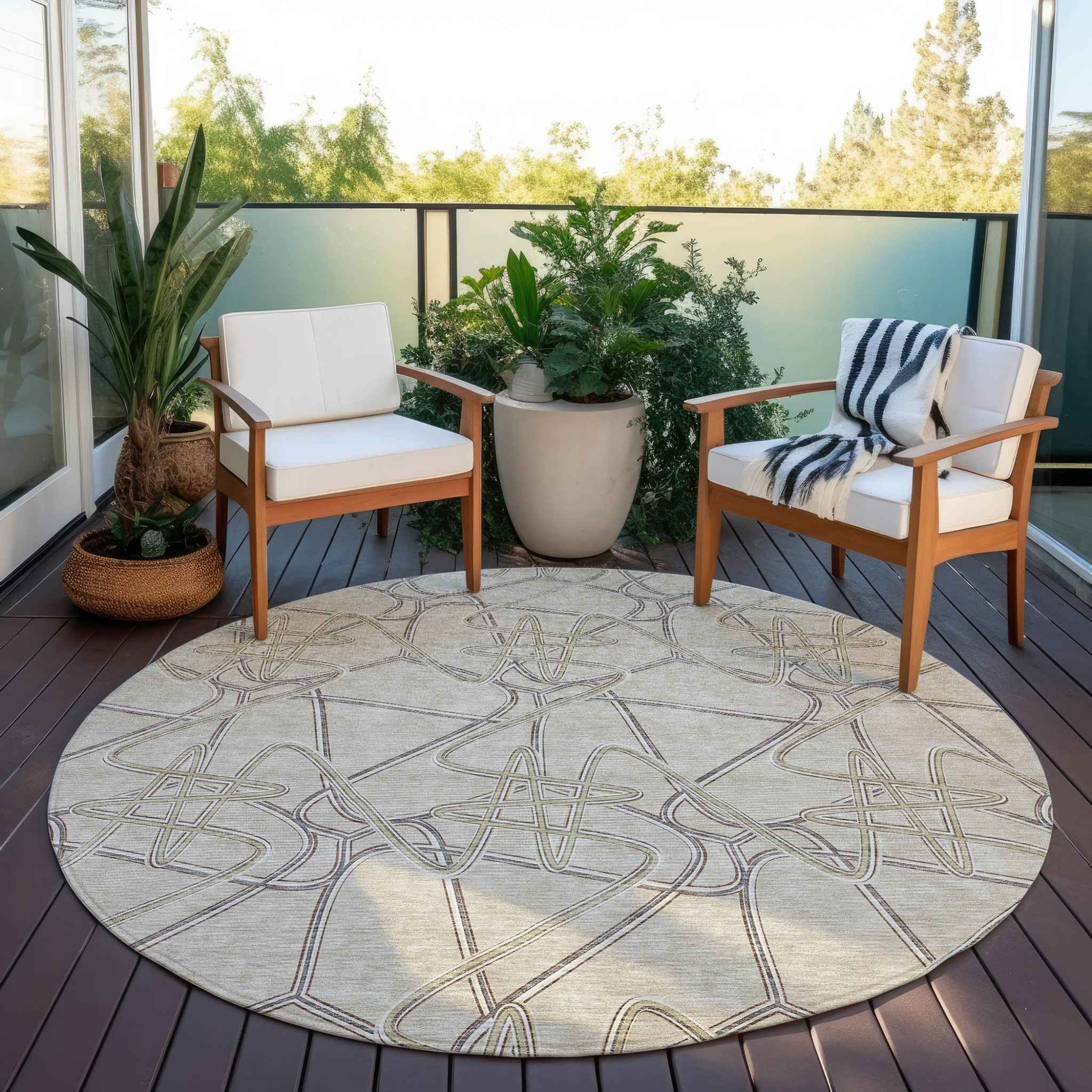 8' Beige Ivory And Gray Round Geometric Washable Indoor Outdoor Area Rug