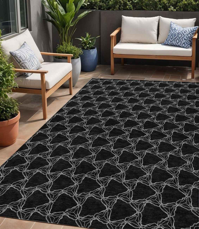 3' X 5' Black And White Geometric Washable Indoor Outdoor Area Rug