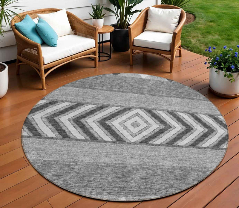 8' Gray Charcoal And Silver Round Southwestern Washable Indoor Outdoor Area Rug
