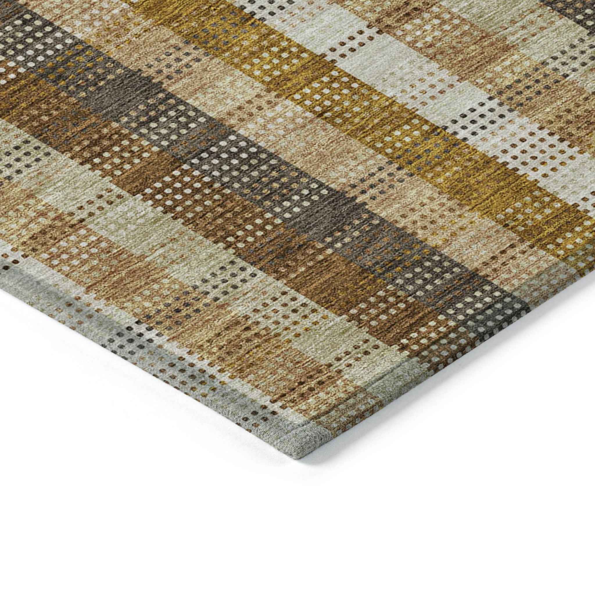 8' Wheat Ivory And Brown Round Plaid Washable Indoor Outdoor Area Rug
