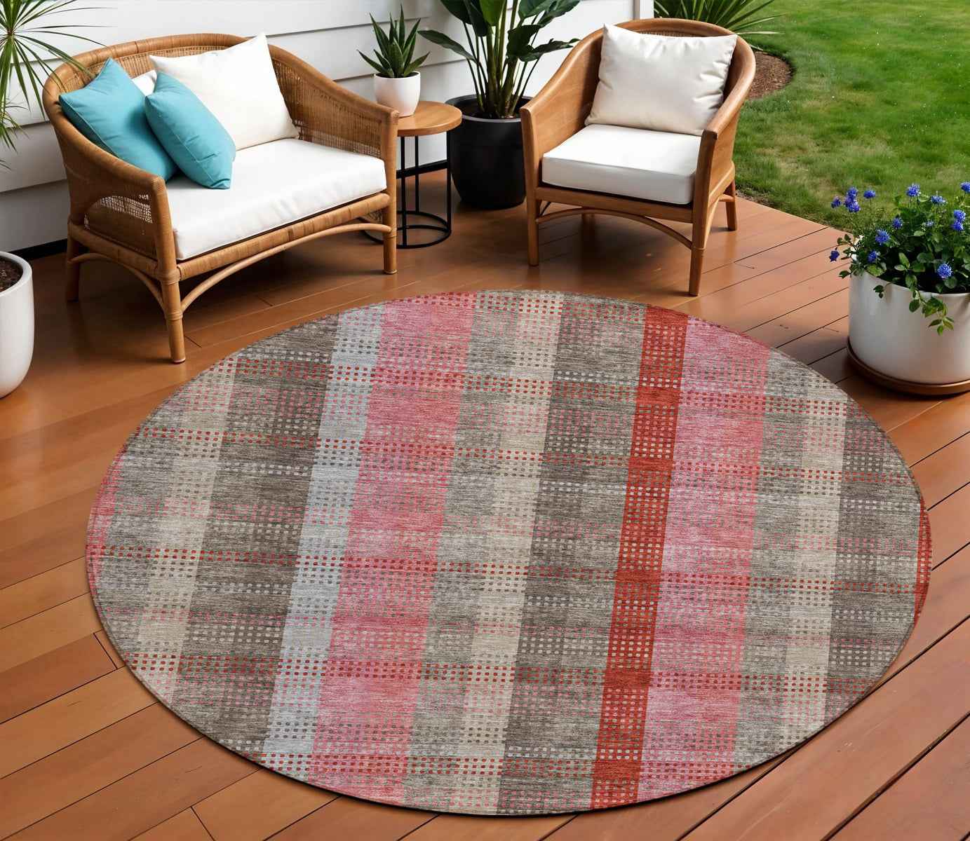 8' Red Pink And Pewter Round Plaid Washable Indoor Outdoor Area Rug