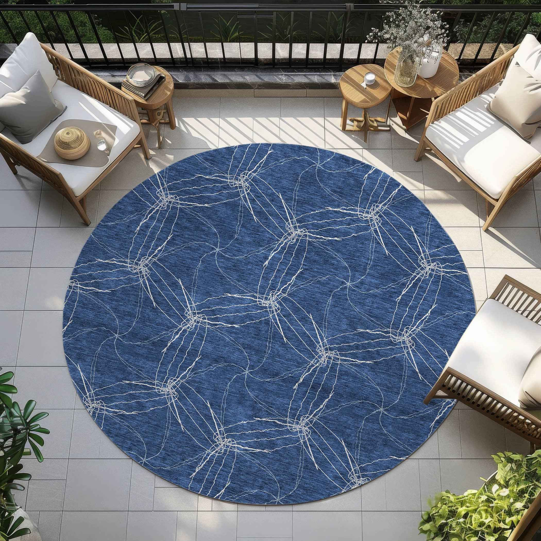 8' Navy Blue And Ivory Round Geometric Washable Indoor Outdoor Area Rug