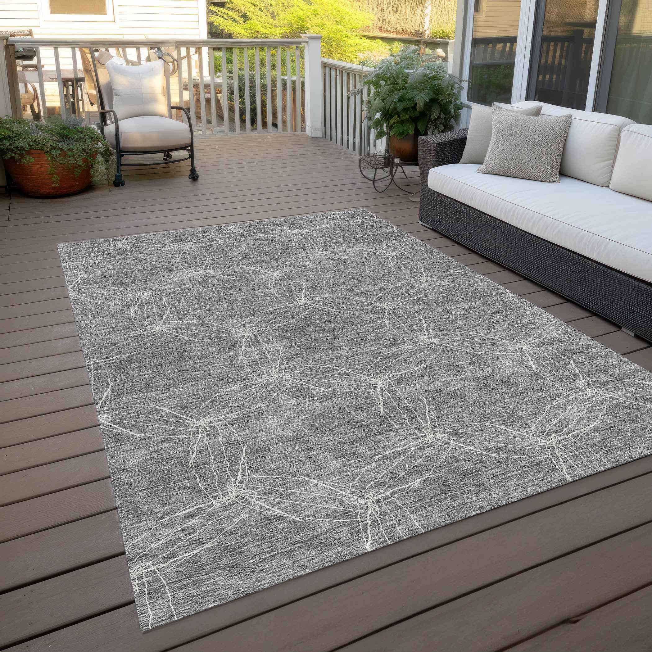 5' X 8' Gray And Ivory Geometric Washable Indoor Outdoor Area Rug