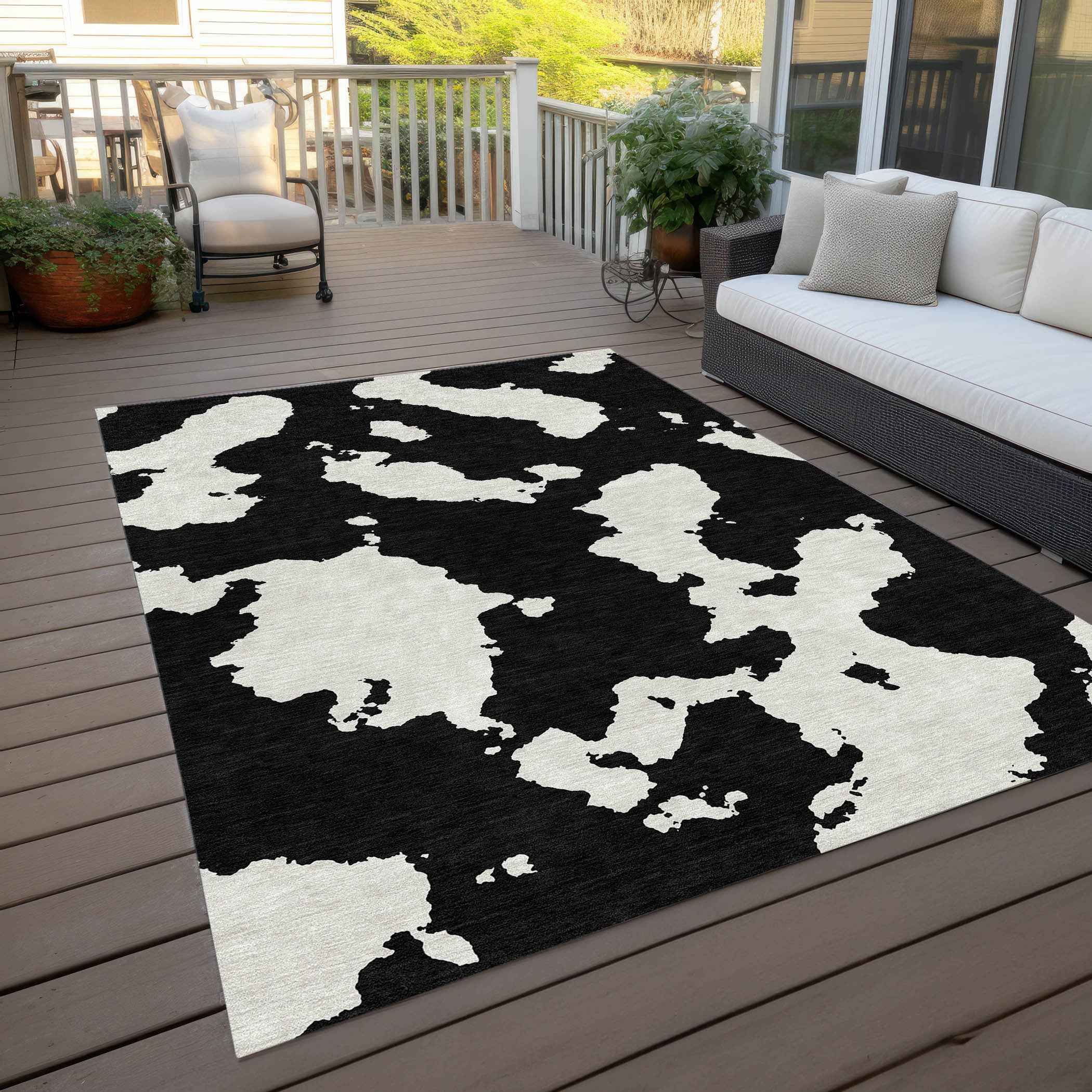 3' X 5' Black And Ivory Abstract Washable Indoor Outdoor Area Rug
