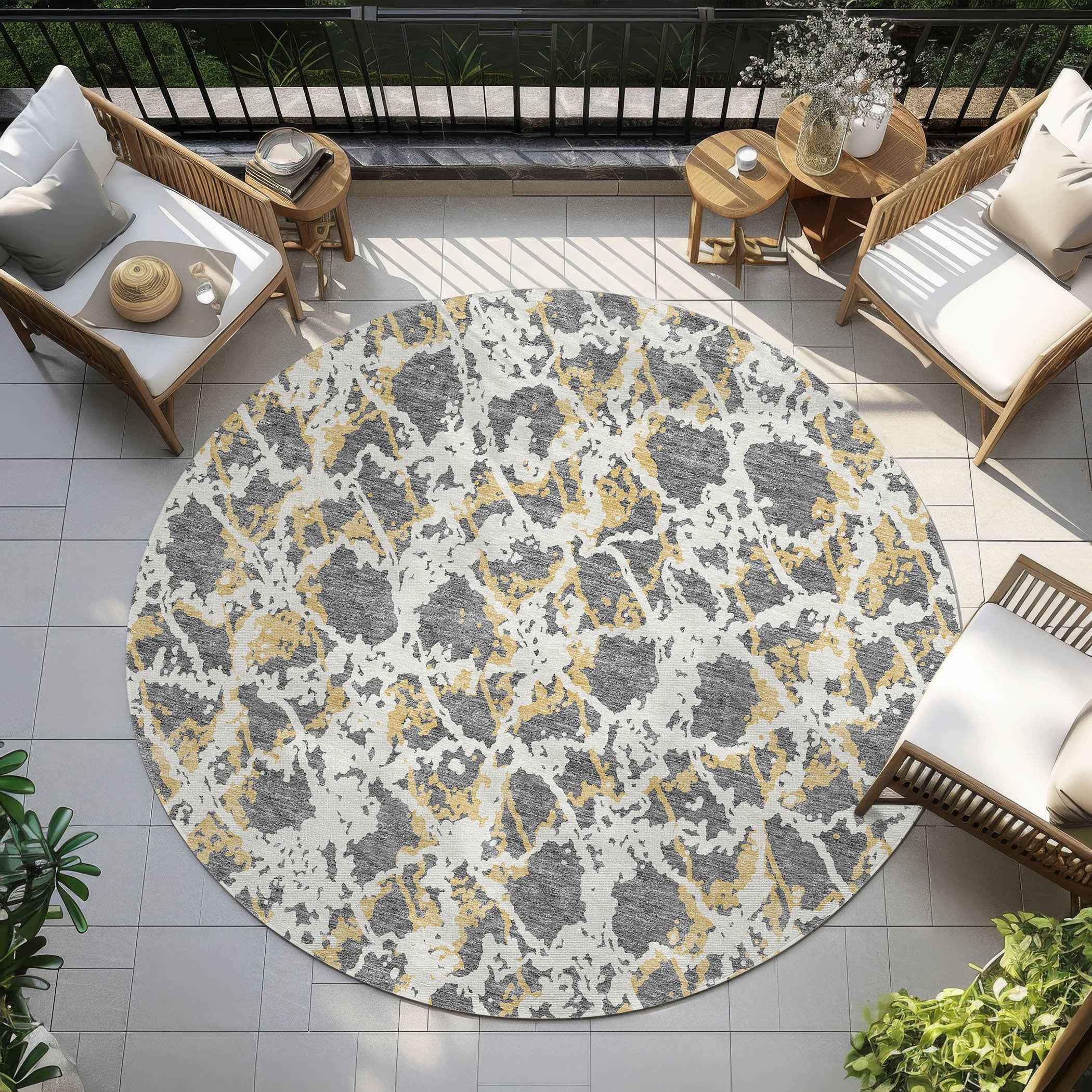 8' Gray And Ivory Round Abstract Washable Indoor Outdoor Area Rug