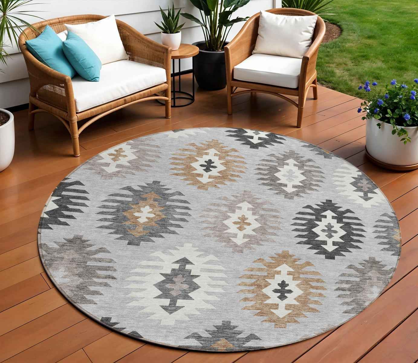 8' Silver Beige And Charcoal Round Southwestern Washable Indoor Outdoor Area Rug