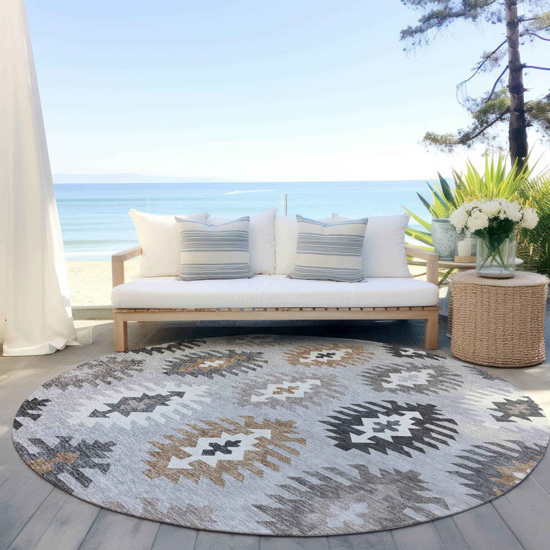 8' Silver Beige And Charcoal Round Southwestern Washable Indoor Outdoor Area Rug