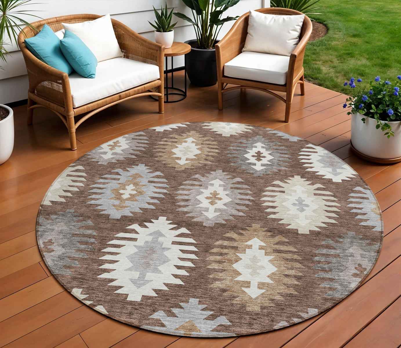 8' Brown Ivory And Taupe Round Southwestern Washable Indoor Outdoor Area Rug