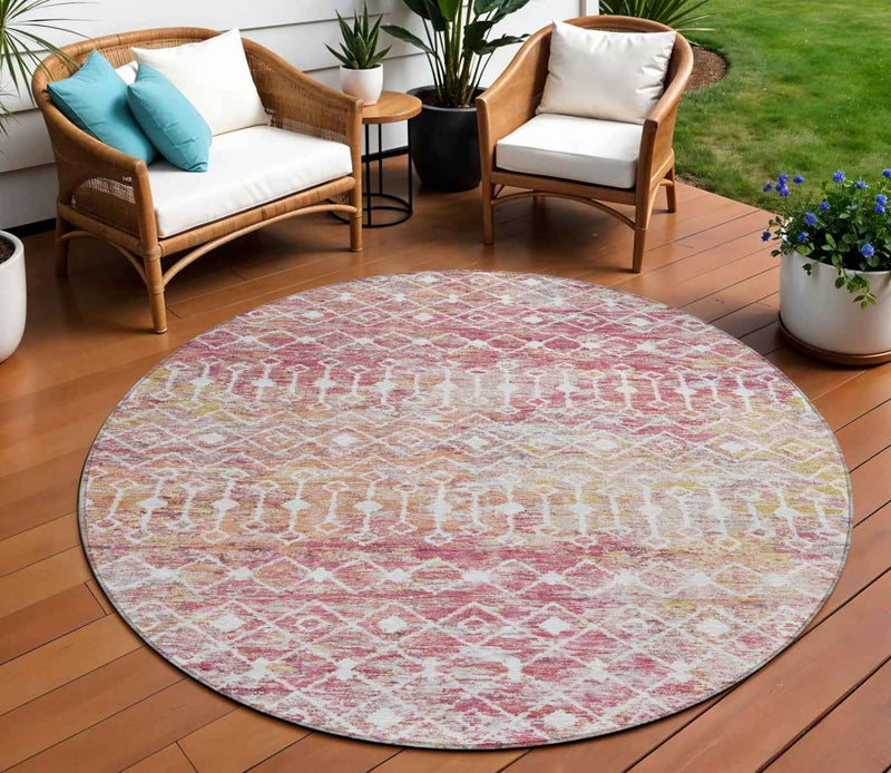 8' Pink And Ivory Round Argyle Washable Indoor Outdoor Area Rug