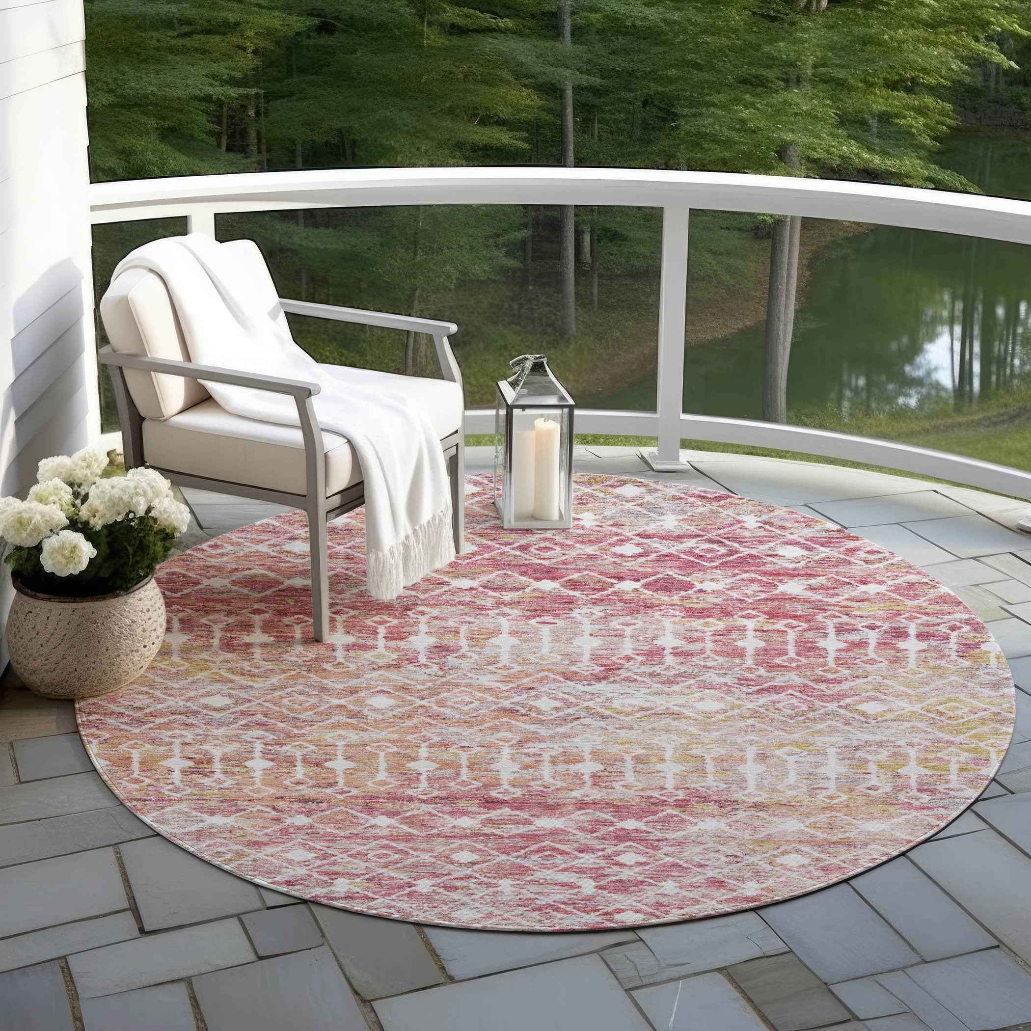 8' Pink And Ivory Round Argyle Washable Indoor Outdoor Area Rug