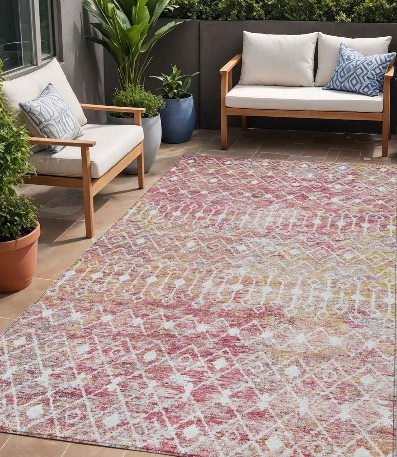 5' X 8' Pink And Ivory Argyle Washable Indoor Outdoor Area Rug