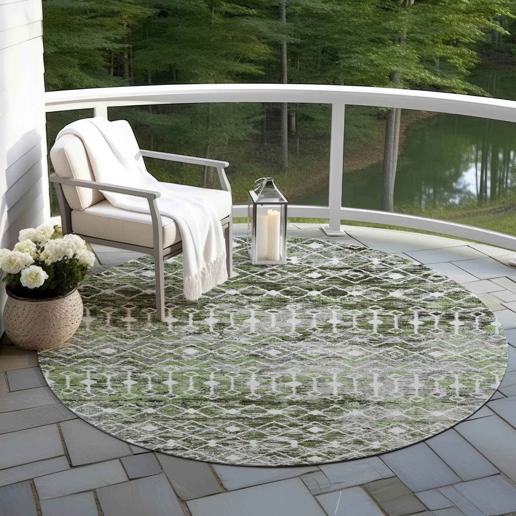 8' Olive Green And Ivory Round Argyle Washable Indoor Outdoor Area Rug