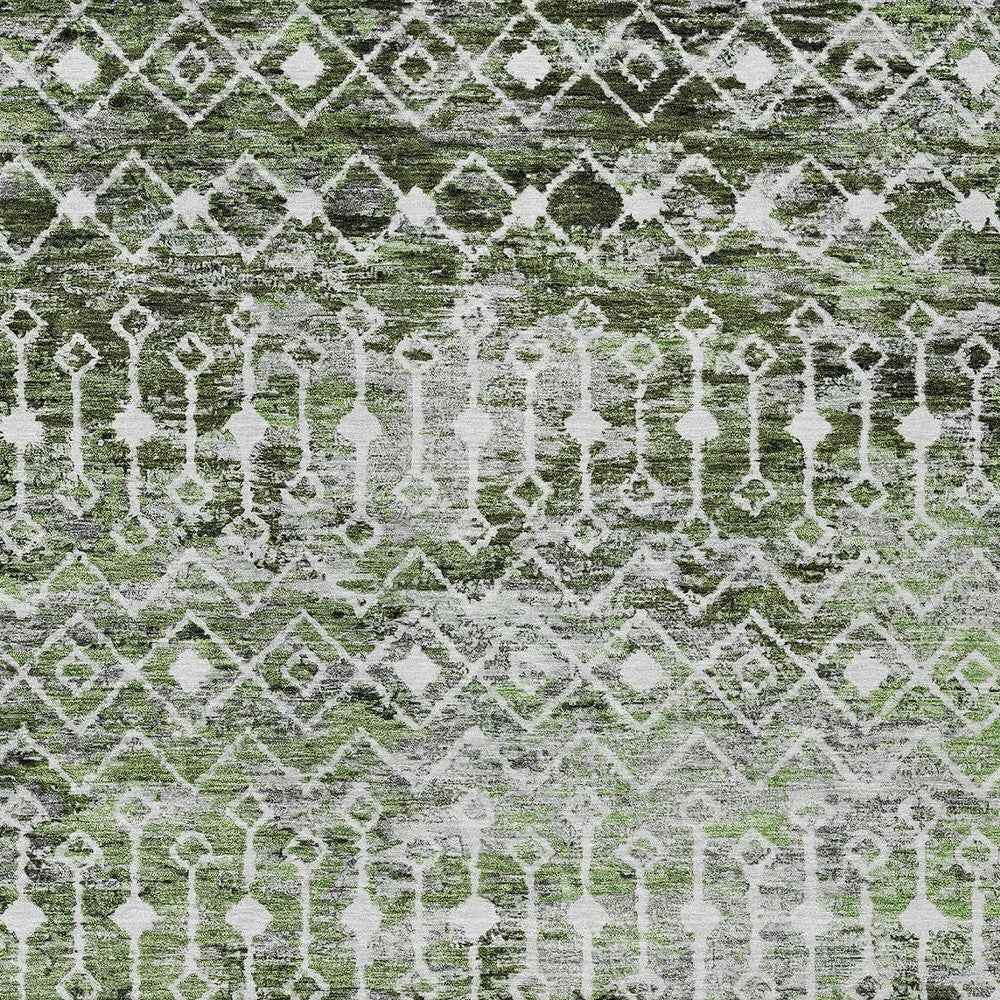 8' X 10' Olive Green And Ivory Argyle Washable Indoor Outdoor Area Rug