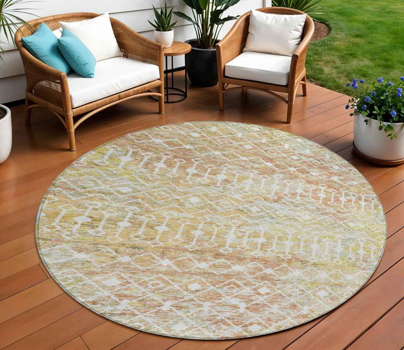 8' Peach And Ivory Round Argyle Washable Indoor Outdoor Area Rug