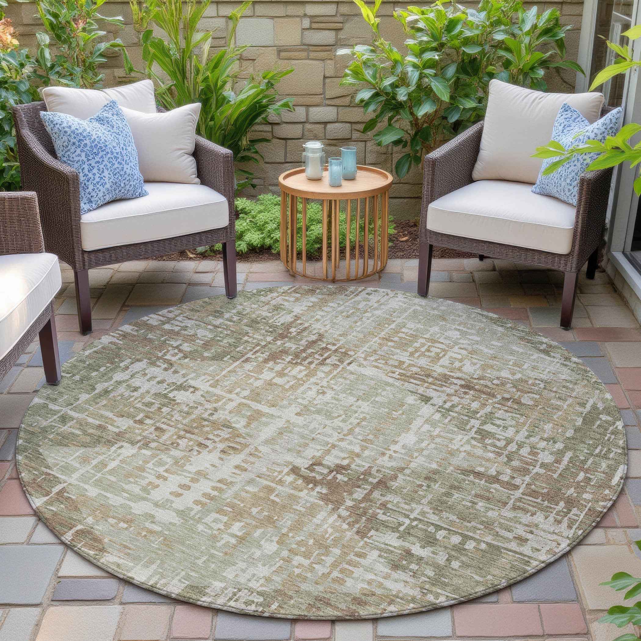 8' Fern Green And Beige Round Geometric Washable Indoor Outdoor Area Rug