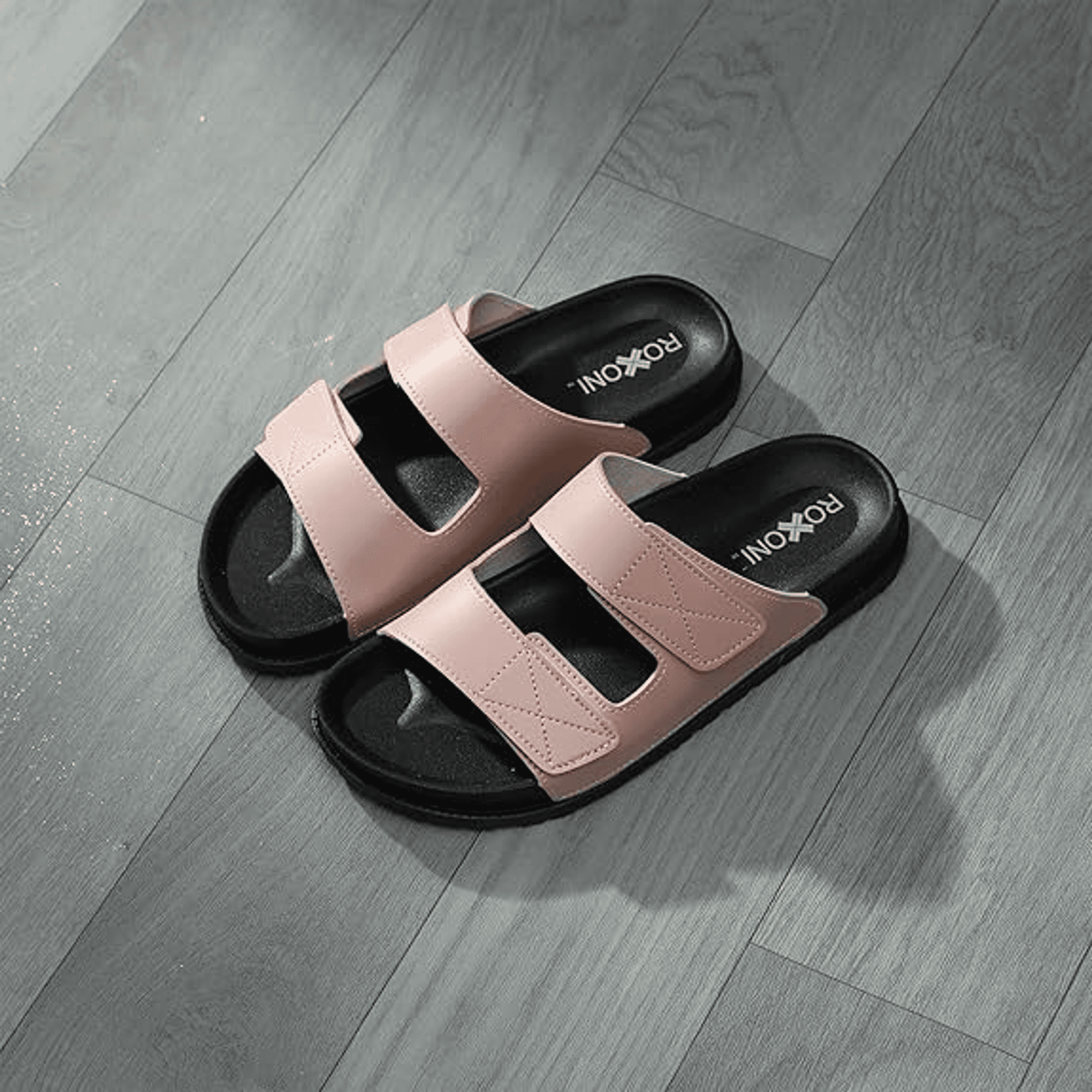 Women’s cushioned two-strap open-toe slide sandals in blush pink with stitched V-panel detail