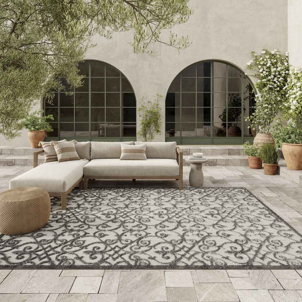 8' X 11' Gray Indoor Outdoor Area Rug