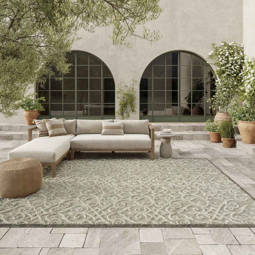 8' X 11' Gray And Ivory Indoor Outdoor Area Rug