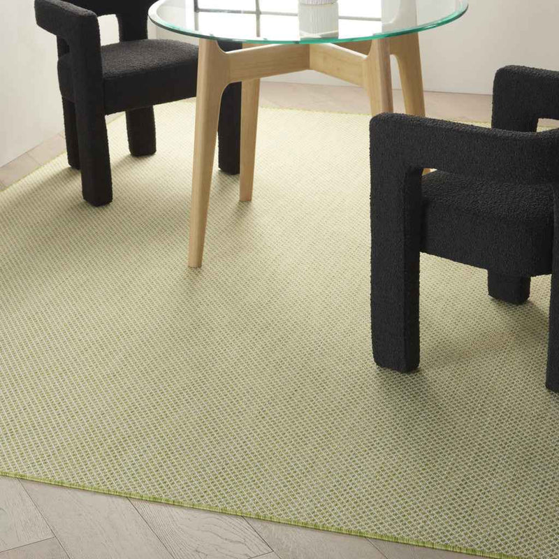 9' X 12' Green And Ivory Indoor Outdoor Area Rug