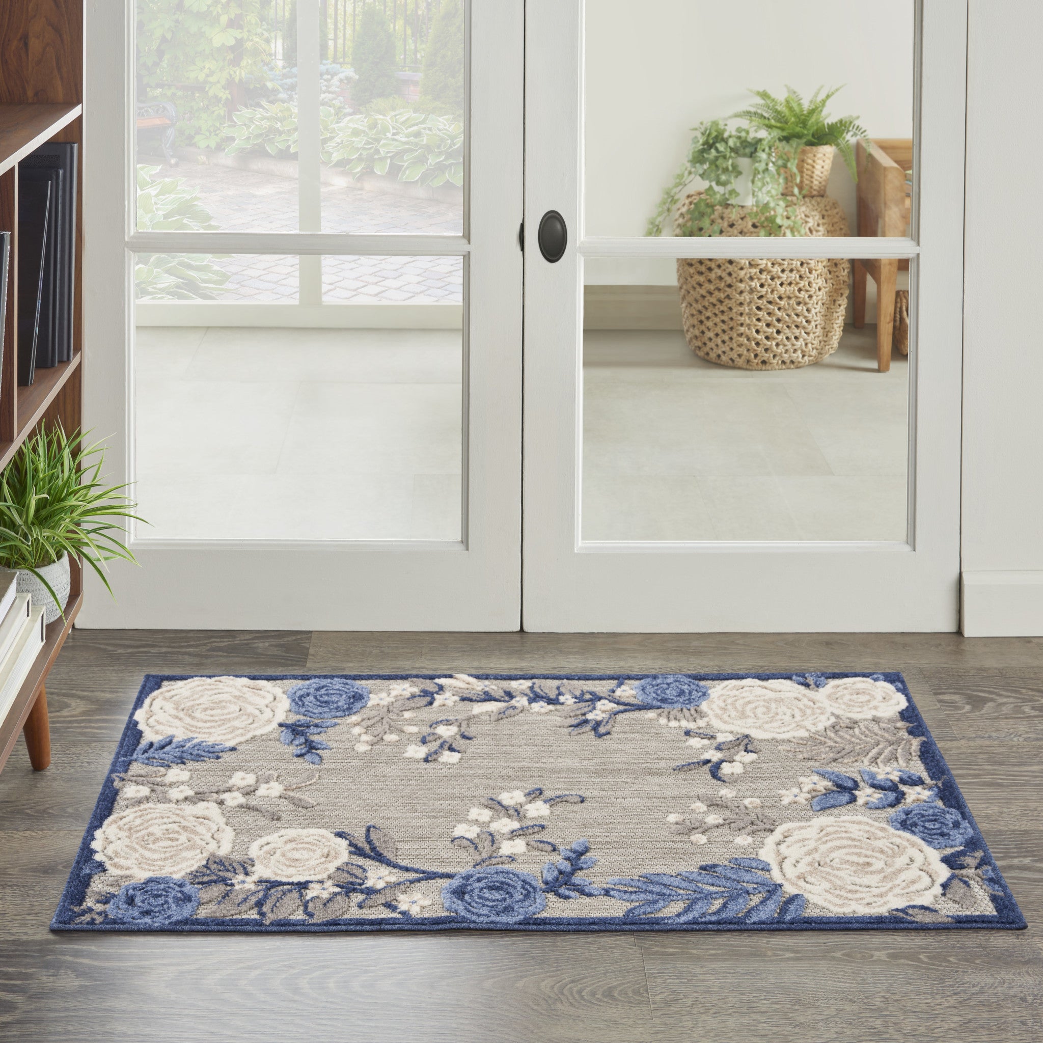 3' X 4' Blue and Gray Floral Indoor Outdoor Area Rug - Outdoor
