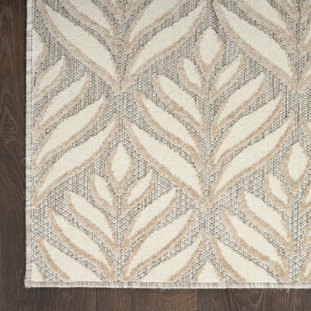 3' X 4' Gray and Ivory Floral Indoor Outdoor Area Rug - Outdoor