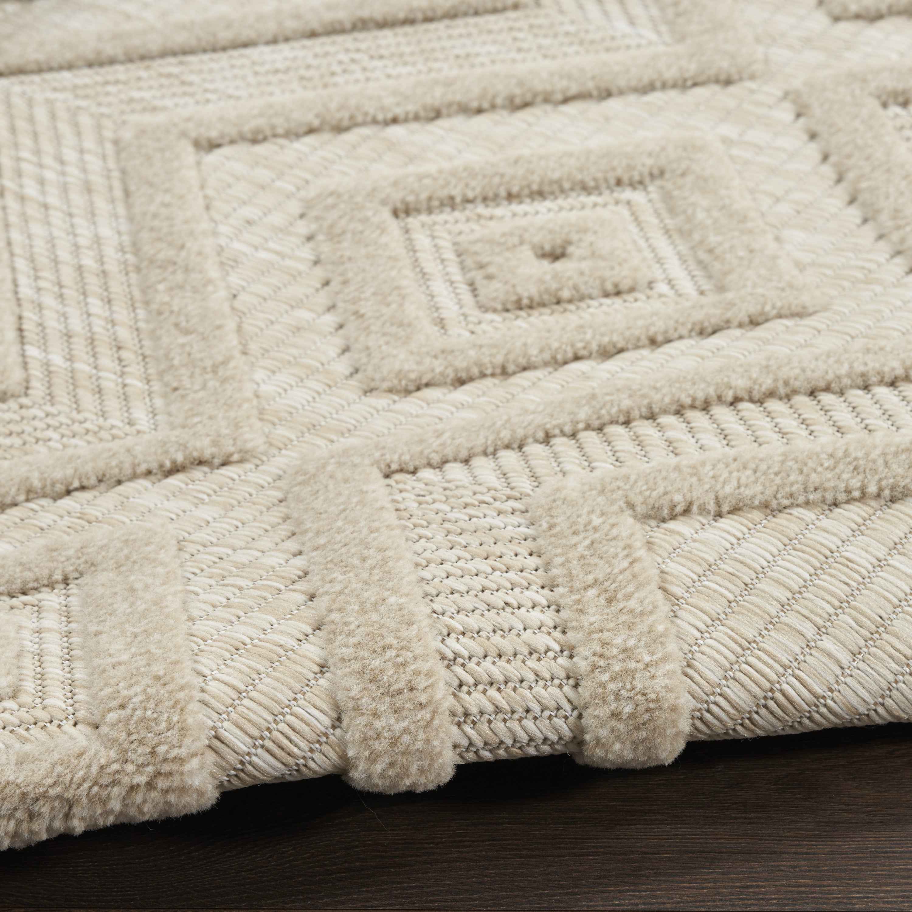 5' X 7' Cream And Beige Geometric Indoor Outdoor Area Rug