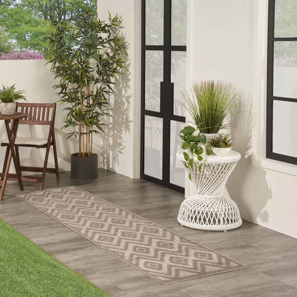 6' Natural And Ivory Geometric Indoor Outdoor Area Rug