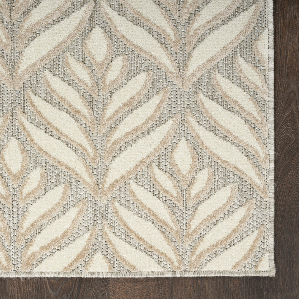 3' X 4' Gray and Ivory Floral Indoor Outdoor Area Rug - Outdoor
